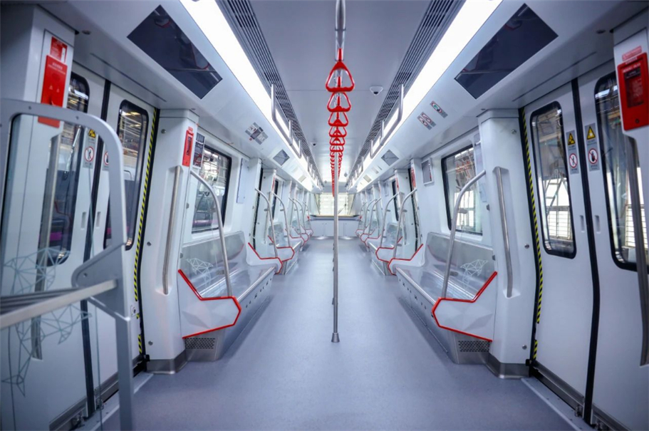 Yonggui Gangways - The First Electric Passenger Car of Xiamen Metro Line 4 Rolled off the Assembly Line.